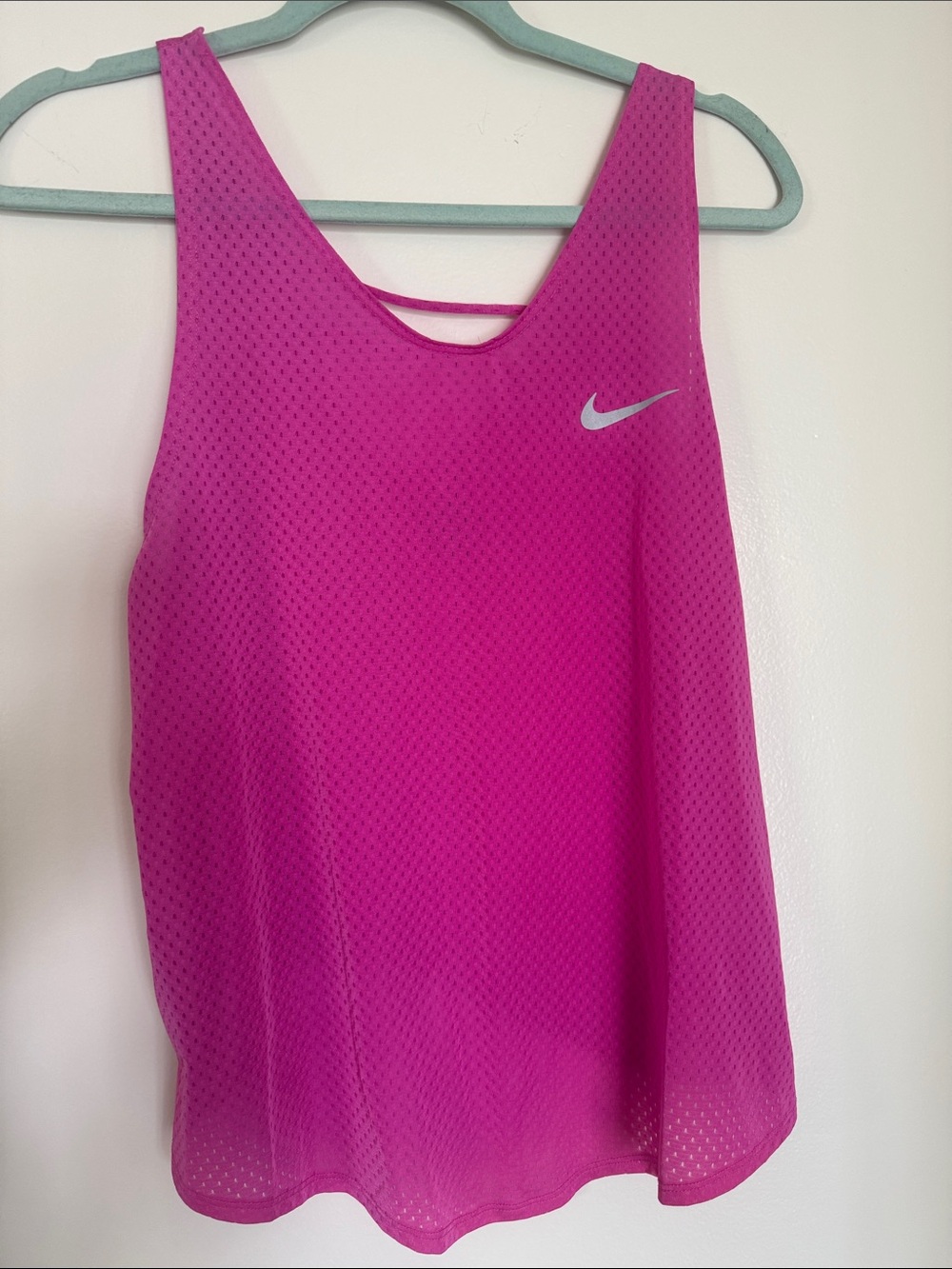 Nike dry-fit tank Pink!